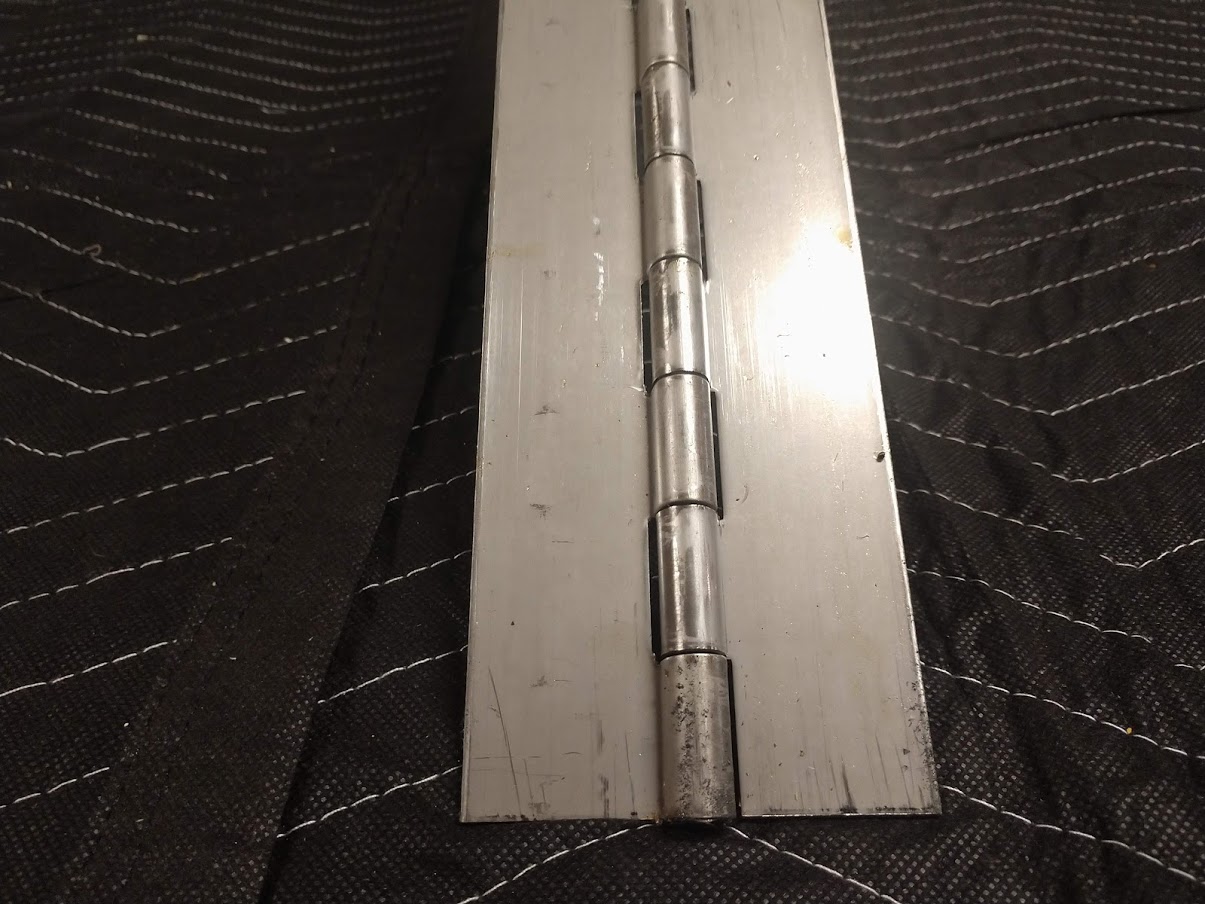 IN216HINGE SS